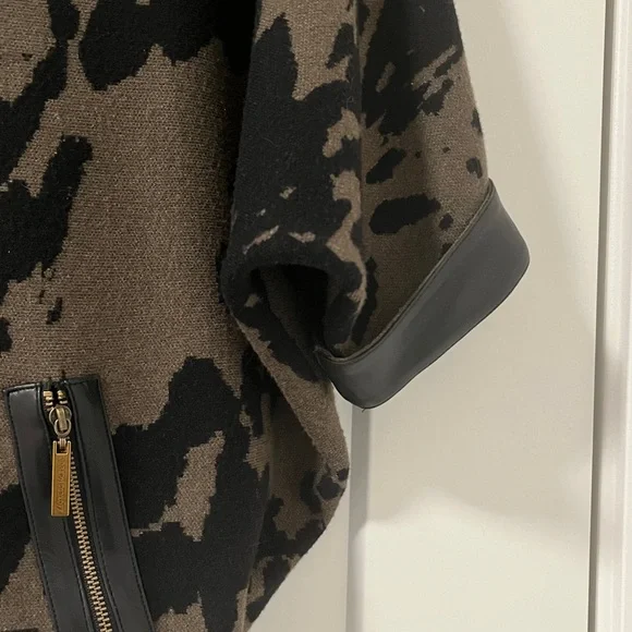 Joseph Ribkoff Cocoon Top - Picture 4 of 9